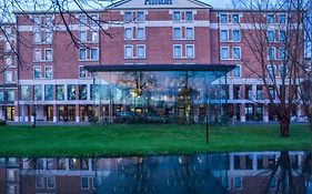 Hilton London Heathrow Airport Terminal 5